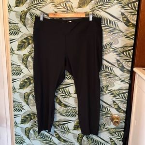 JJ53 black athletic pants AVTA XL 16-18
